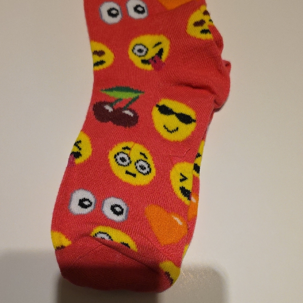 Emoji Patterned Socks - Red - Picture 3 of 3